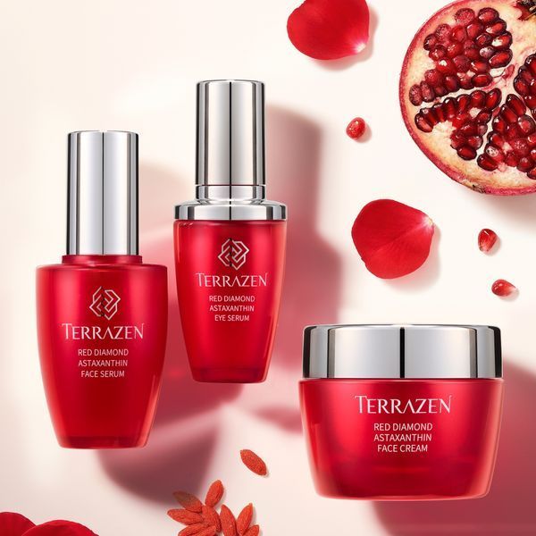 Антивікова та антиоксидантна сироватка з астаксантином Terrazen Red Diamond Astaxanthin Face Serum&nbsp;50 мл cos1136 фото