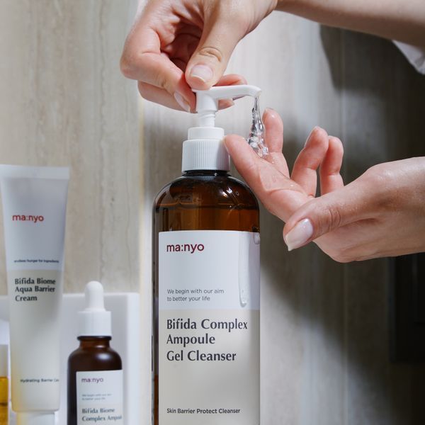Мʼякий гель для вмивання з лактобактеріями Manyo Bifida Complex Ampoule Gel Cleanser 400 мл cos1088 фото