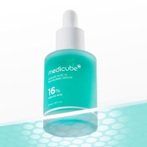 Сироватка з азелаїновою кислотою 16% Medicube Azelaic Acid 16 BB Calming Serum 30 мл cos1151 фото