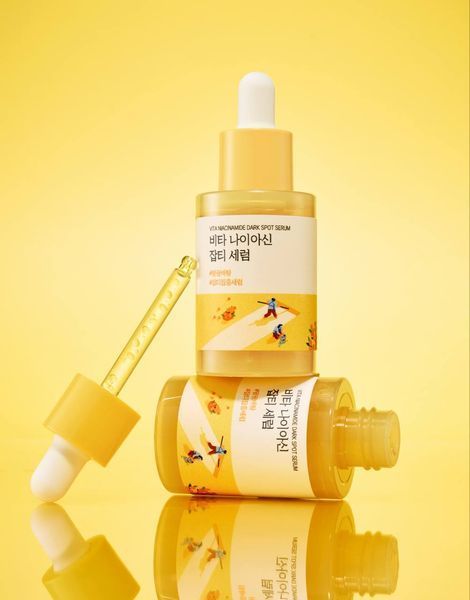 Освітлювальна сироватка з вітаміном C та ніацинамідом ROUND LAB Vita Niacinamide Dark Spot Serum cos90 фото