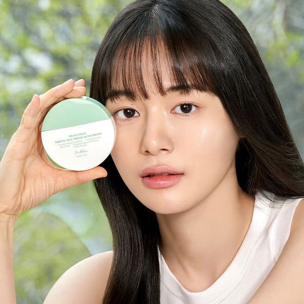 Заспокійливий сонцезахисний крем Dr.Althea Green Tea Fresh Sunscreen SPF50+ 45 мл cos910 фото