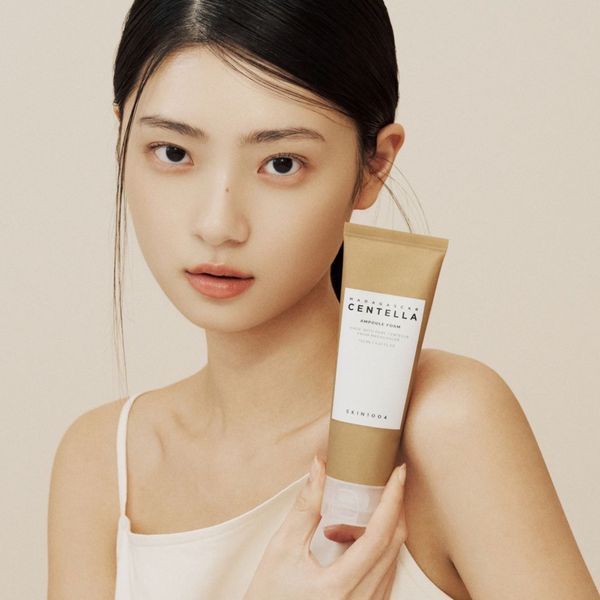 Пінка для вмивання з екстрактом центели SKIN1004 Madagascar Centella Ampoule Foam 125 мл cos1014 фото