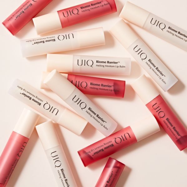Барʼєрний зволожувальний бальзам для губ UIQ Biome Barrier&trade; Melting Moisture Lip Balm Original прозорий cos968 фото