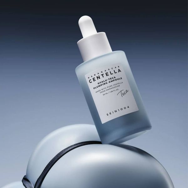 Ампула для інтенсивного зволоження та сяйва шкіри SKIN1004 Hyalu-Teca Plumping Ampoule 50 мл cos165 фото