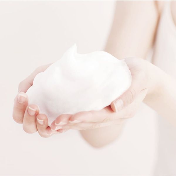 Пінка для інтимної гігієни Manyo Moist Floral Feminine Foam 150 мл cos1018 фото